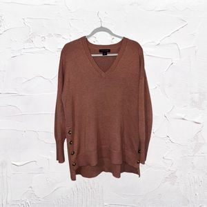 Tahari | Oversized V-Neck Sweater